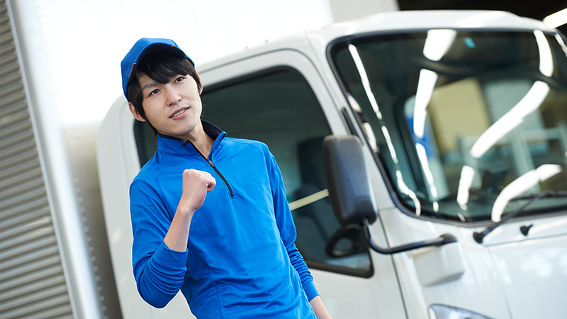 入社半年で月50万円稼ぐ人もいます!